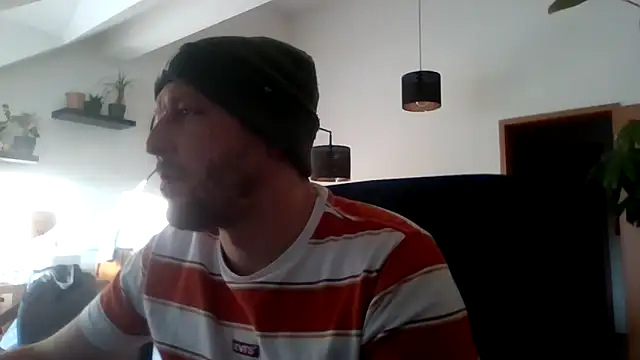 BennyLommy online show from February 5, 3:08 pm