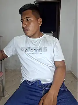 Snapshot of Willner08 chatting on March 12, 7:49 pm Willner08 online show from March 12, 7:49 pm