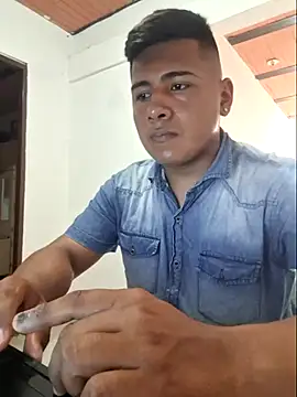 Snapshot of Willner08 chatting on March 4, 8:16 pm Willner08 online show from March 4, 8:16 pm