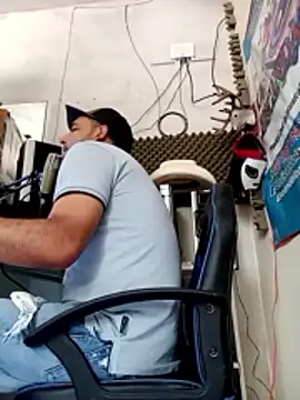 nek36 online show from May 18, 6:56 pm