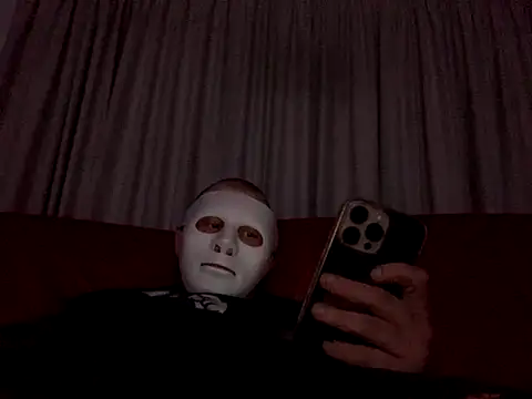 IL GINECOLOGO  online show from October 18, 11:31 pm