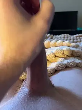 40Cakes online show from December 16, 5:33 pm