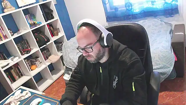 ravingr4d4 online show from February 20, 9:22 am