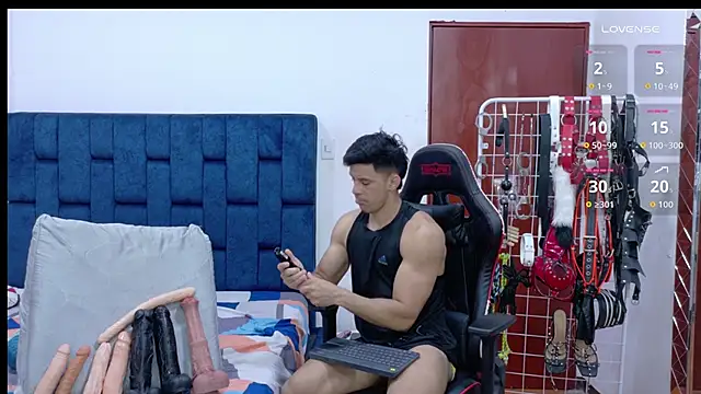 JoseRumbero26 online show from April 6, 9:48 pm