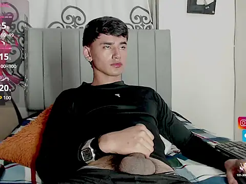 Snapshot of juan_stiven chatting on October 9, 10:36 pm juan stiven online show from October 9, 10:36 pm