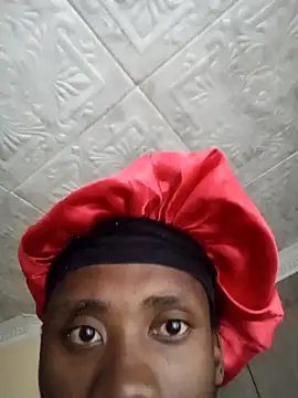 Tlotlomatso online show from December 2, 3:04 pm