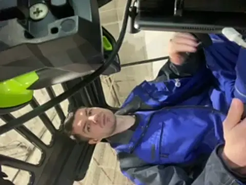 Ricoleckt online show from February 17, 6:31 am