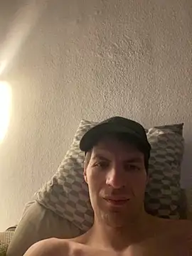 Ricoleckt online show from January 18, 10:06 pm