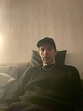 Ricoleckt online show from February 8, 9:36 pm