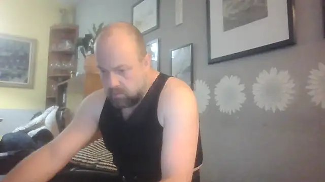 Prehistorixxx2686 online show from May 17, 4:47 pm