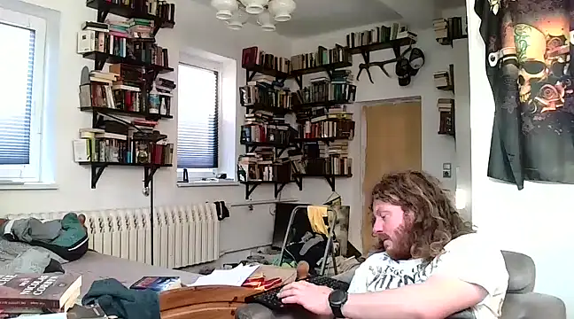 sunr1sa online show from March 22, 7:04 am