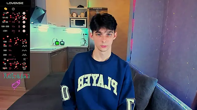 Aaron Boom online show from October 12, 1:21 am