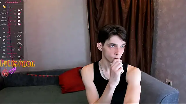 Aaron Boom online show from April 23, 10:01 pm