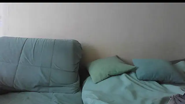 Snapshot of fuguCum chatting on October 25, 2:13 am fuguCum online show from October 25, 2:13 am