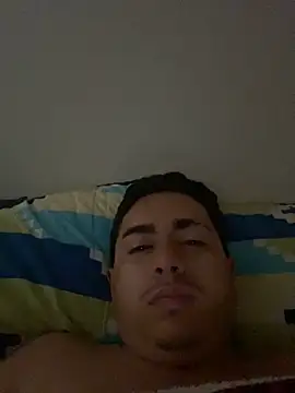 Snapshot of DanielGomez9 chatting on March 7, 1:18 pm DanielGomez9 online show from March 7, 1:18 pm