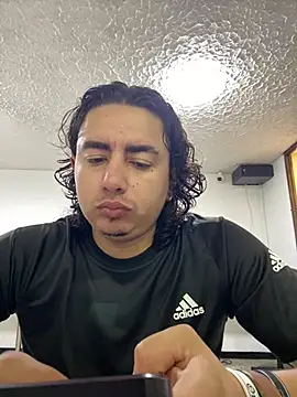 DanielGomez9 online show from March 16, 1:59 pm