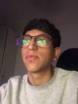 modelo180 online show from March 18, 12:40 am