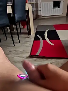 Szeltolo001 online show from March 22, 11:32 pm