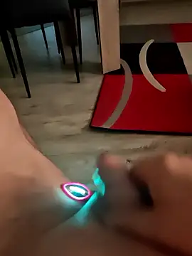 Szeltolo001 online show from January 11, 5:55 am