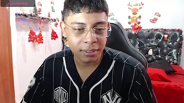 Wiiliam 20 online show from December 20, 5:29 pm