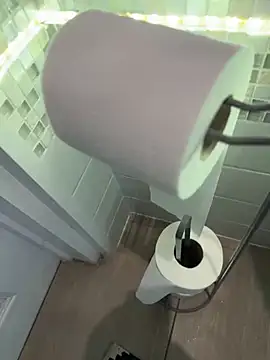 Snapshot of Rafal555578 chatting on January 24, 11:12 pm Rafal555578 online show from January 24, 11:12 pm