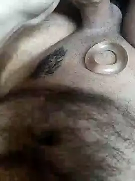 Snapshot of Hairyarabguy chatting on March 4, 8:57 am Hairyarabguy online show from March 4, 8:57 am