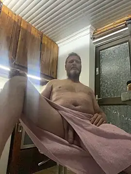 Snapshot of sexycouple109 chatting on March 18, 5:23 pm sexycouple109 online show from March 18, 5:23 pm