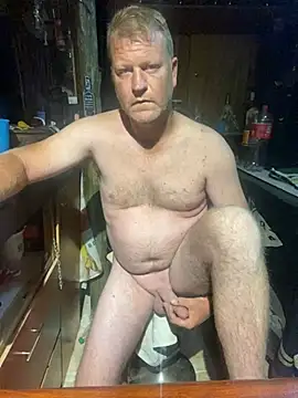 Snapshot of sexycouple109 chatting on December 14, 12:44 am sexycouple109 online show from December 14, 12:44 am