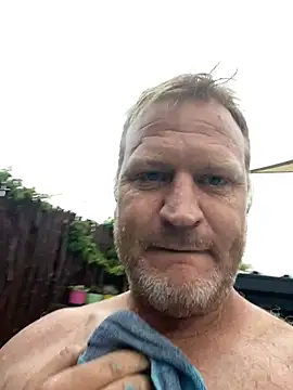 Snapshot of sexycouple109 chatting on January 1, 5:00 pm sexycouple109 online show from January 1, 5:00 pm