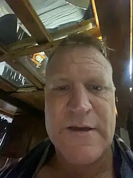 Snapshot of sexycouple109 chatting on January 13, 7:21 pm sexycouple109 online show from January 13, 7:21 pm