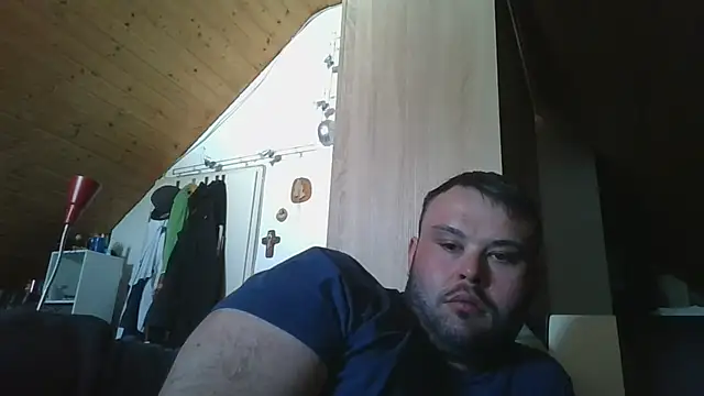 hotshot5395 online show from May 12, 6:44 am