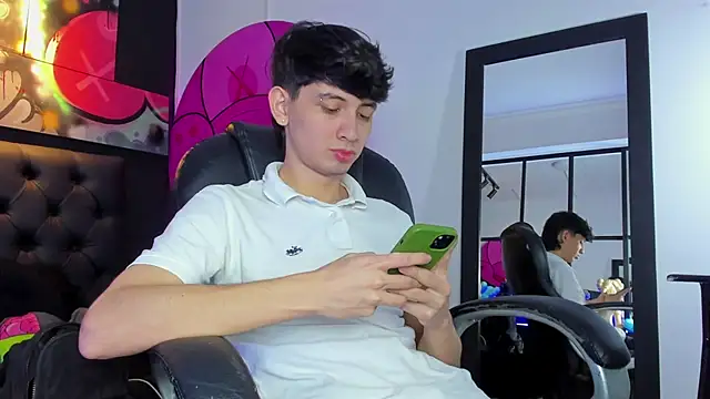 Santi delacruz online show from February 26, 4:24 pm