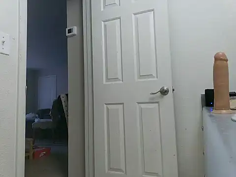 Fuckmyassg00d online show from December 23, 8:25 pm