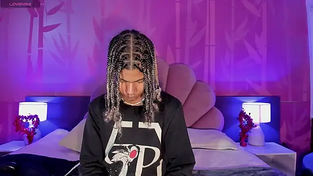 Maxim-Walker online show from February 19, 3:28 am