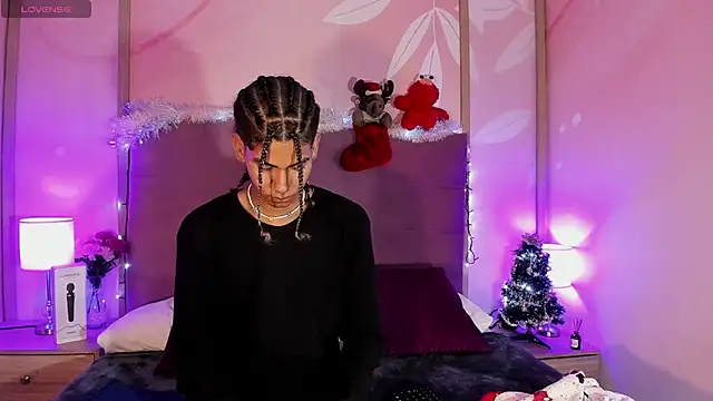 Maxim-Walker online show from December 27, 3:09 am