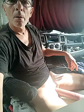 Snapshot of richa22cm chatting on September 9, 8:03 am richa22cm online show from September 9, 8:03 am