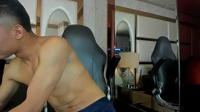 ALAN SANTHOS online show from December 17, 5:36 am