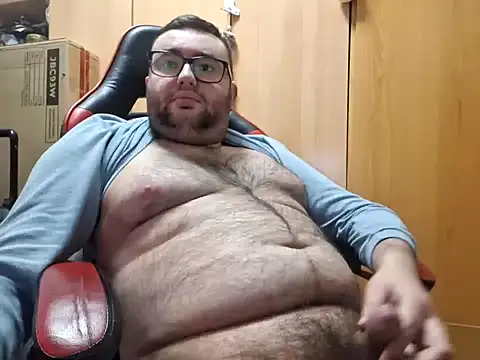 Snapshot of Javier_bear chatting on December 19, 10:10 pm Javier bear online show from December 19, 10:10 pm