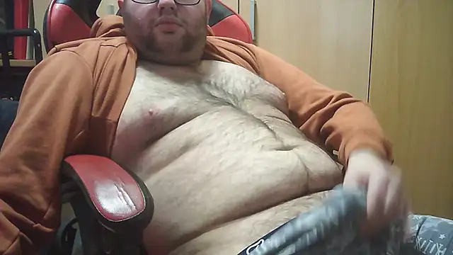 Snapshot of Javier_bear chatting on February 20, 2:02 pm Javier bear online show from February 20, 2:02 pm