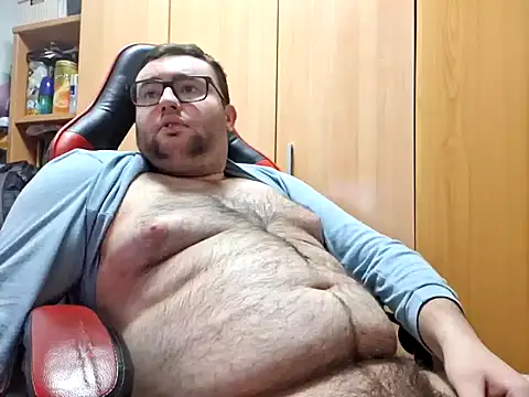 Snapshot of Javier_bear chatting on December 12, 10:09 pm Javier bear online show from December 12, 10:09 pm