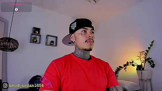 Snapshot of JordanSmiith_ chatting on March 4, 8:05 pm JordanSmiith  online show from March 4, 8:05 pm