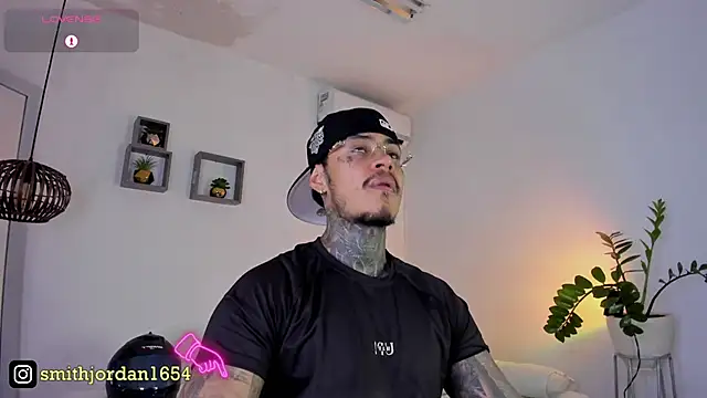 Snapshot of JordanSmiith_ chatting on February 25, 8:30 pm JordanSmiith  online show from February 25, 8:30 pm