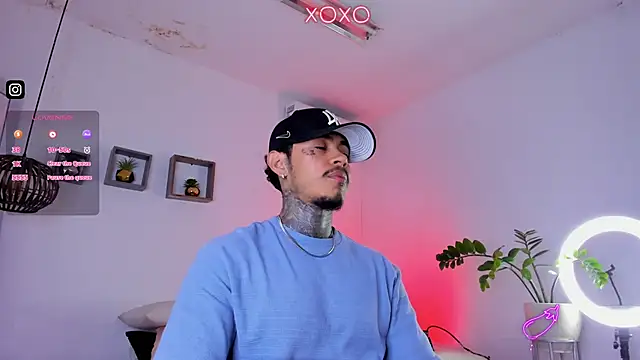 Snapshot of JordanSmiith_ chatting on January 18, 9:02 pm JordanSmiith  online show from January 18, 9:02 pm