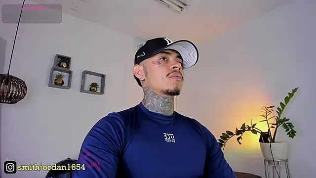 Snapshot of JordanSmiith_ chatting on March 3, 7:56 pm JordanSmiith  online show from March 3, 7:56 pm