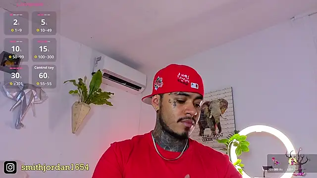 Snapshot of JordanSmiith_ chatting on October 9, 9:20 pm JordanSmiith  online show from October 9, 9:20 pm
