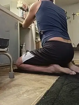 prettyboi6992 online show from July 28, 6:31 pm