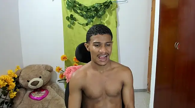 corzoethan online show from January 25, 11:32 pm