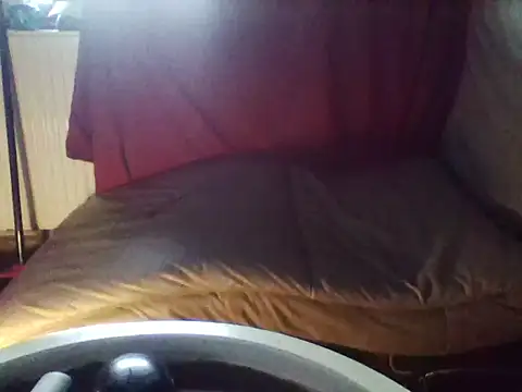Bigheadxxx1 online show from July 17, 4:46 pm