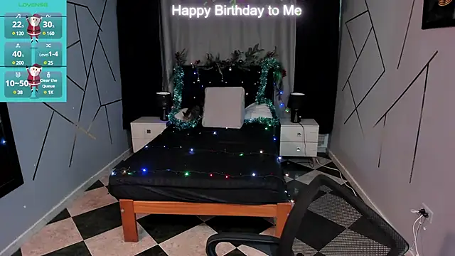 Noah Smith04 online show from December 18, 11:34 am