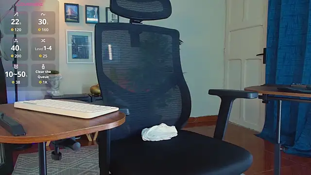 HenryBenso online show from April 13, 6:19 pm